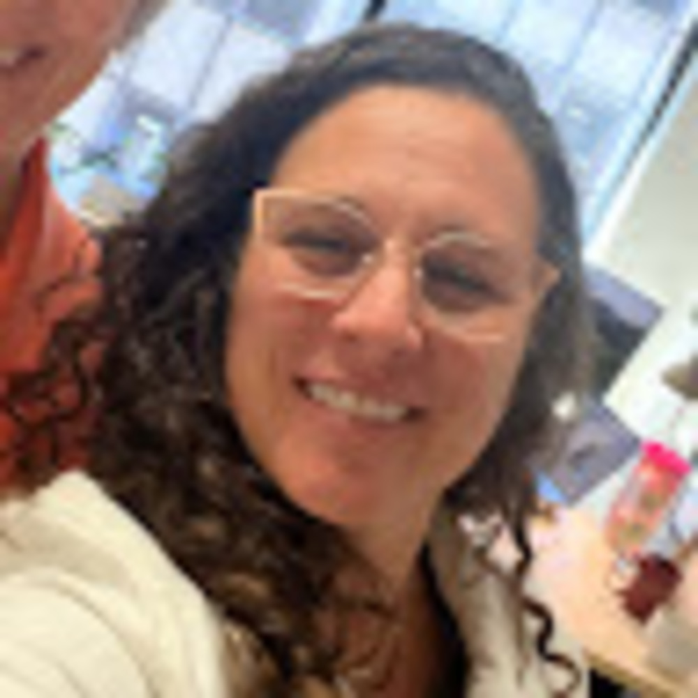 Meet your Posher, Stacie